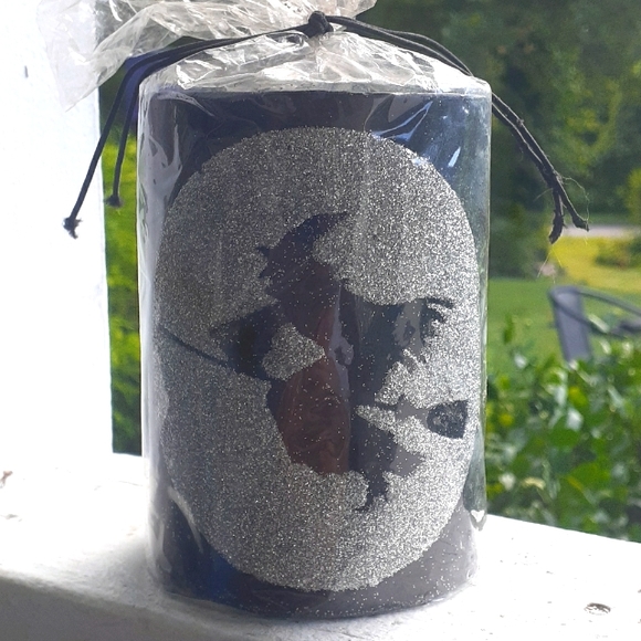 Y2K RETRO WITCH GLITTERY CANDLE NWT - Picture 2 of 7